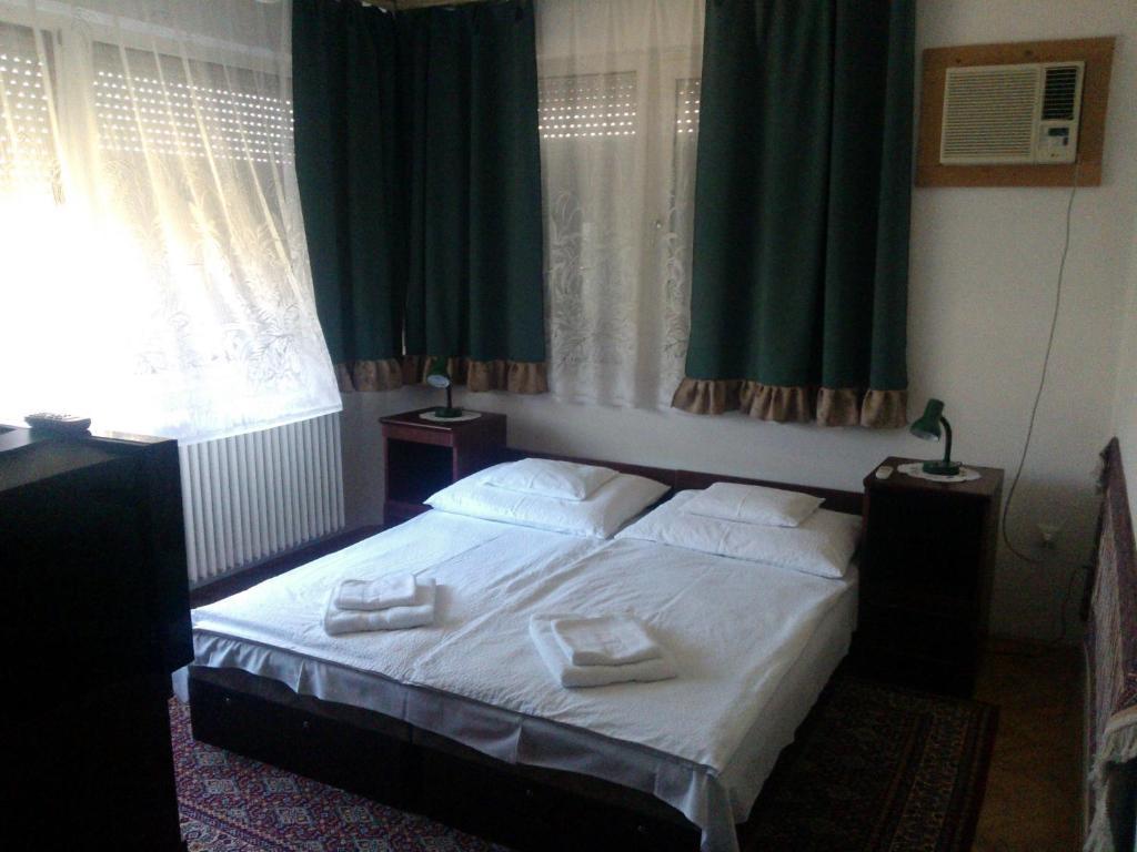 Bed and Breakfast Novak Panzio Токай Экстерьер фото